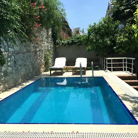 Garden House Villa